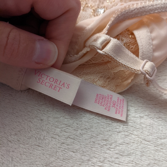 Victoria's Secret bra - Picture 4 of 4